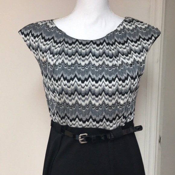 NWT dress with belt - Picture 2 of 3